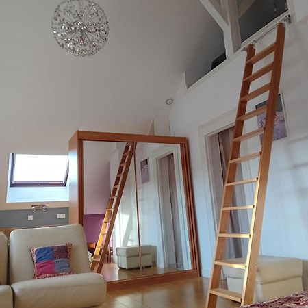 Loft Sur La Bievre Apartamento Bievres Exterior foto